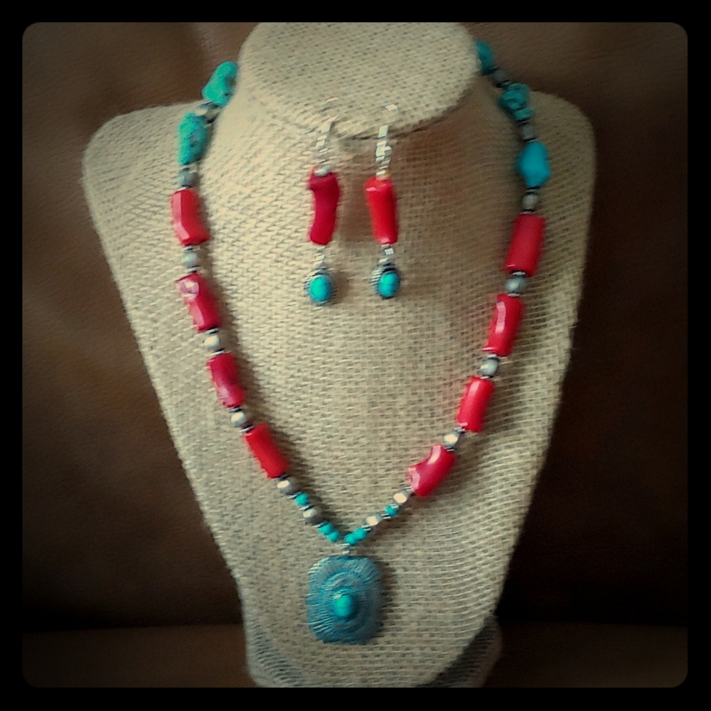 Necklace/Earring Set
